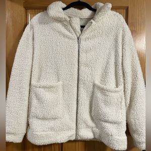 White Zipper Teddy Jacket with Pockets (size medium)